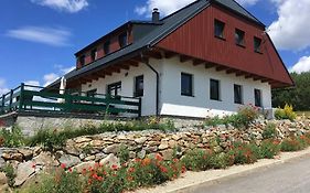 ŠUMAVSKÉ zaSTAVENÍ